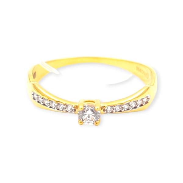 Beautiful Gold Zerkon Band for Ladies with Amazing Design